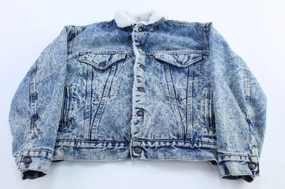 80's Levi's Sherpa Lined Light Wash Denim Trucker Jacket suitable for spring activities