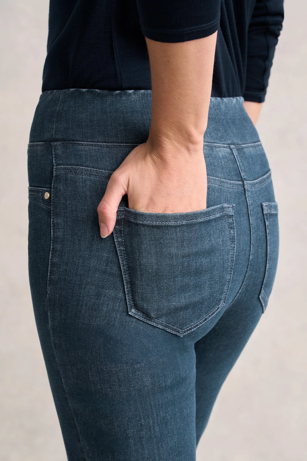 Bengajean? Straight Leg - Indigo Grey Wash Minimalist Weekend Getaway Casual