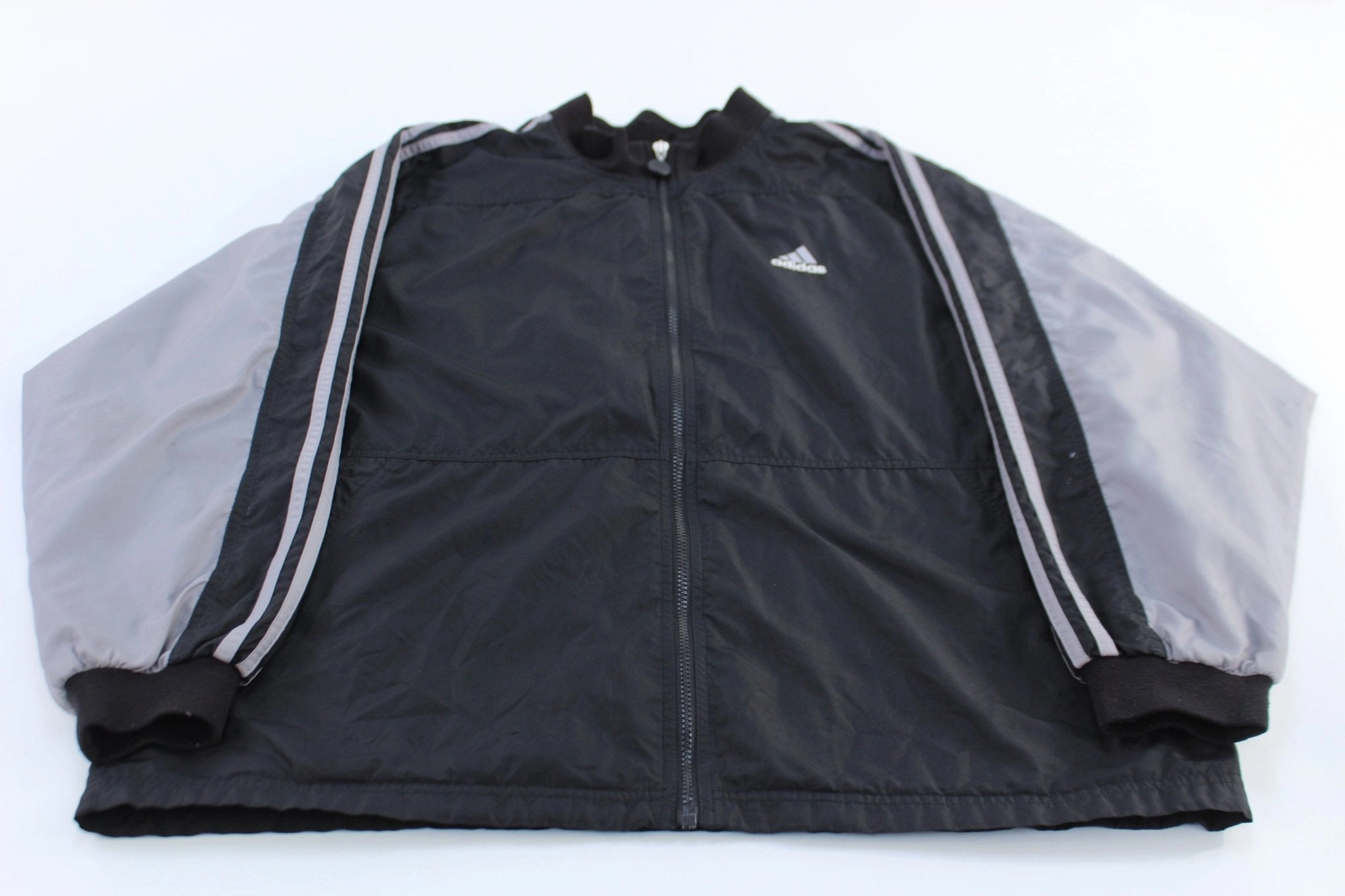 Adidas Embroidered Logo Grey & Black Striped Zip Up Jacket Hook and loop fasteners Rainy Season
