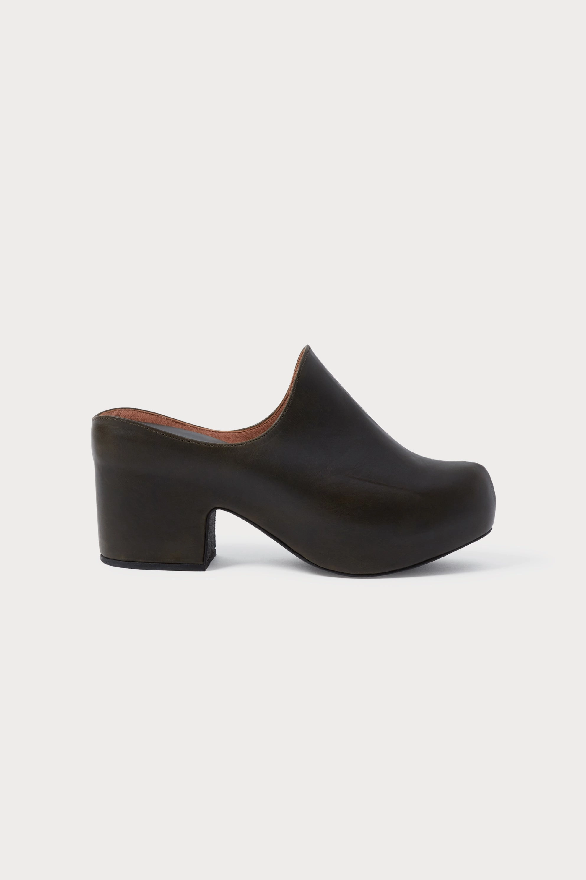 Bose Wrapped Clog Modern Silhouette Anti Friction Collar