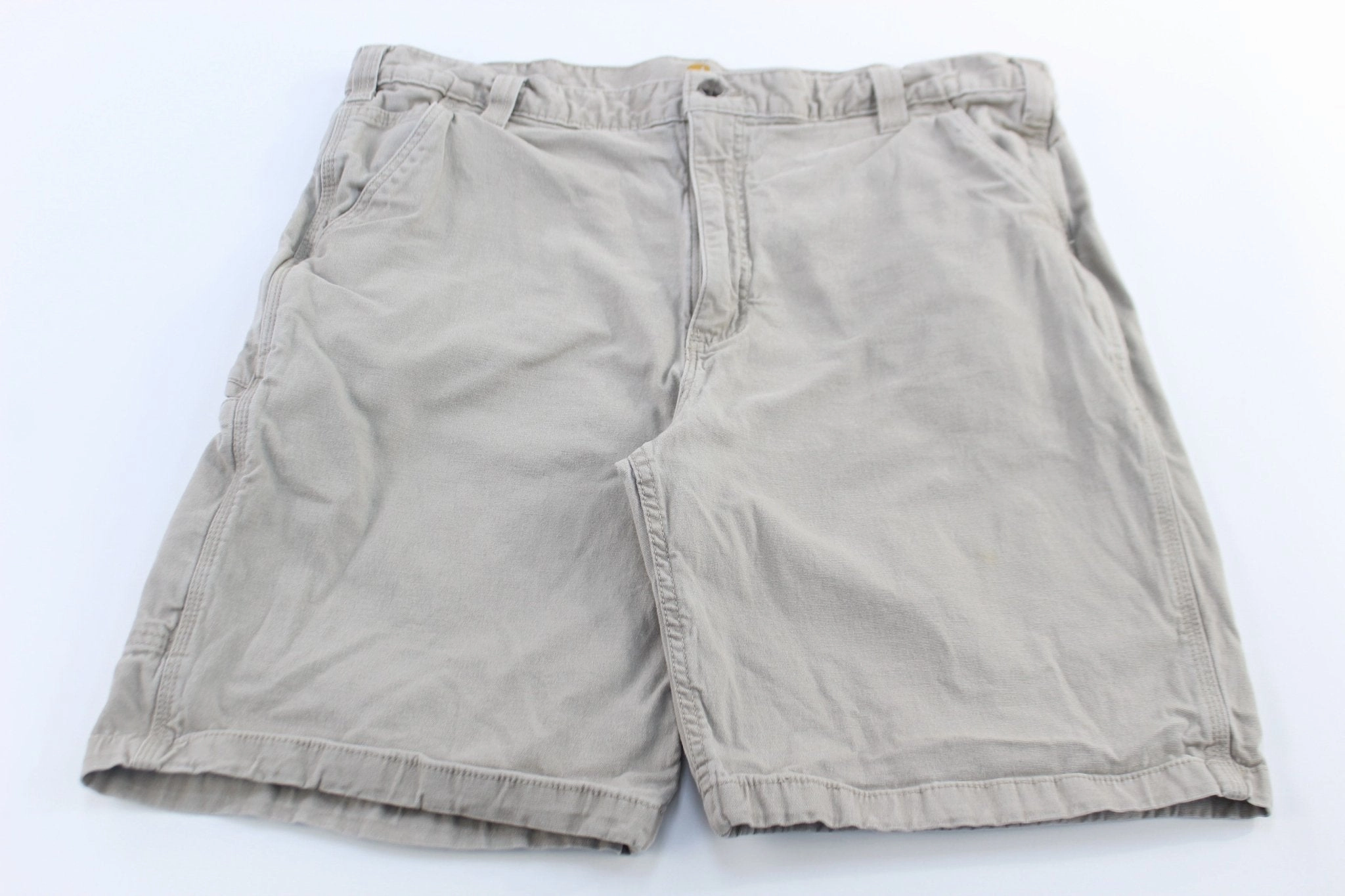Carhartt Logo Patch Light Khaki Relaxed Fit Shorts Sporty Chic Flexible Performance