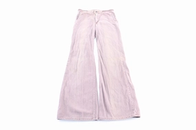 Flattering Cut Women's Vintage  Levi's Bellbottom Jeans