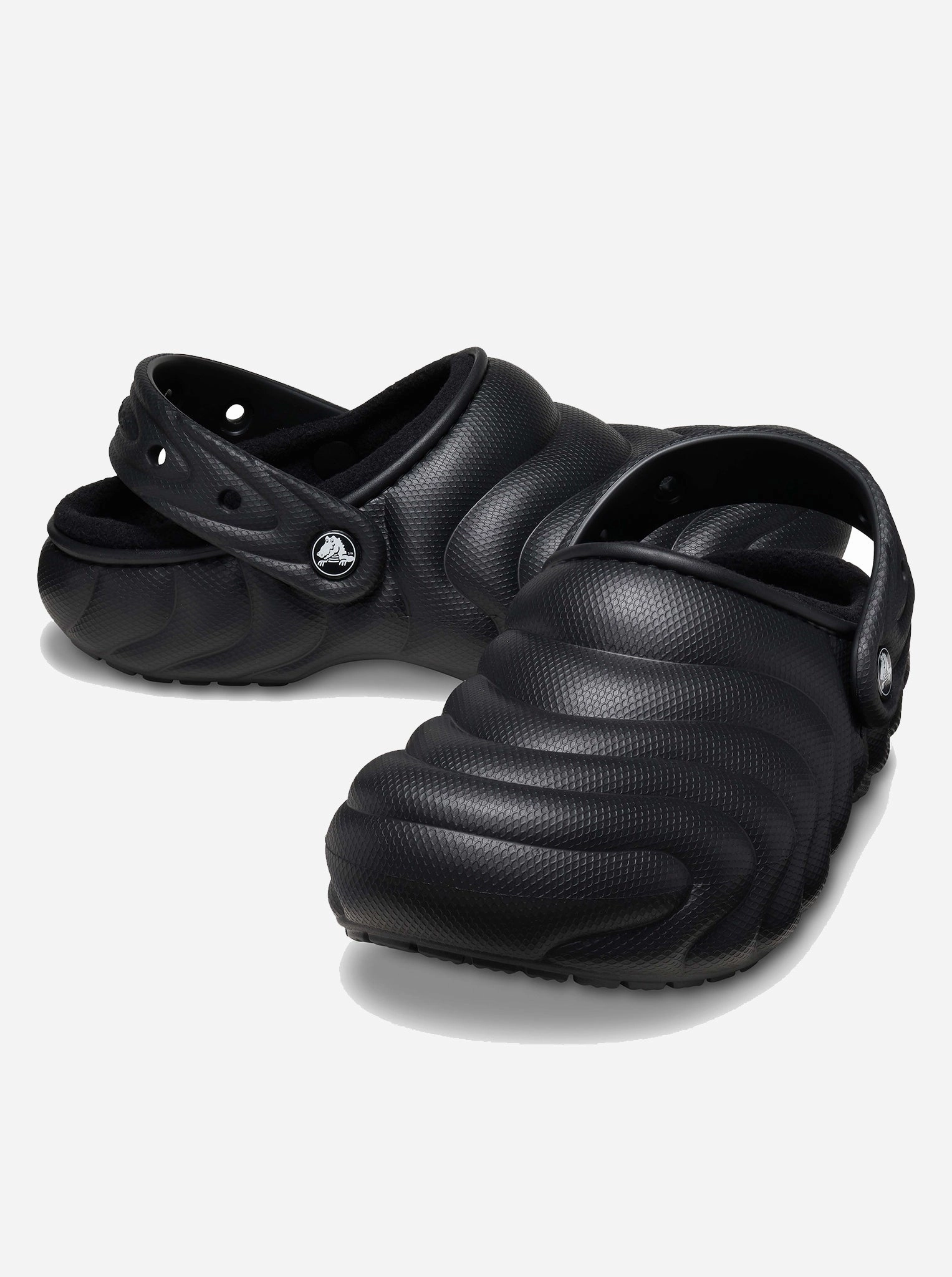 Classic Lined Overpuff Clog running in a waterfall area shoes Oversized Collar