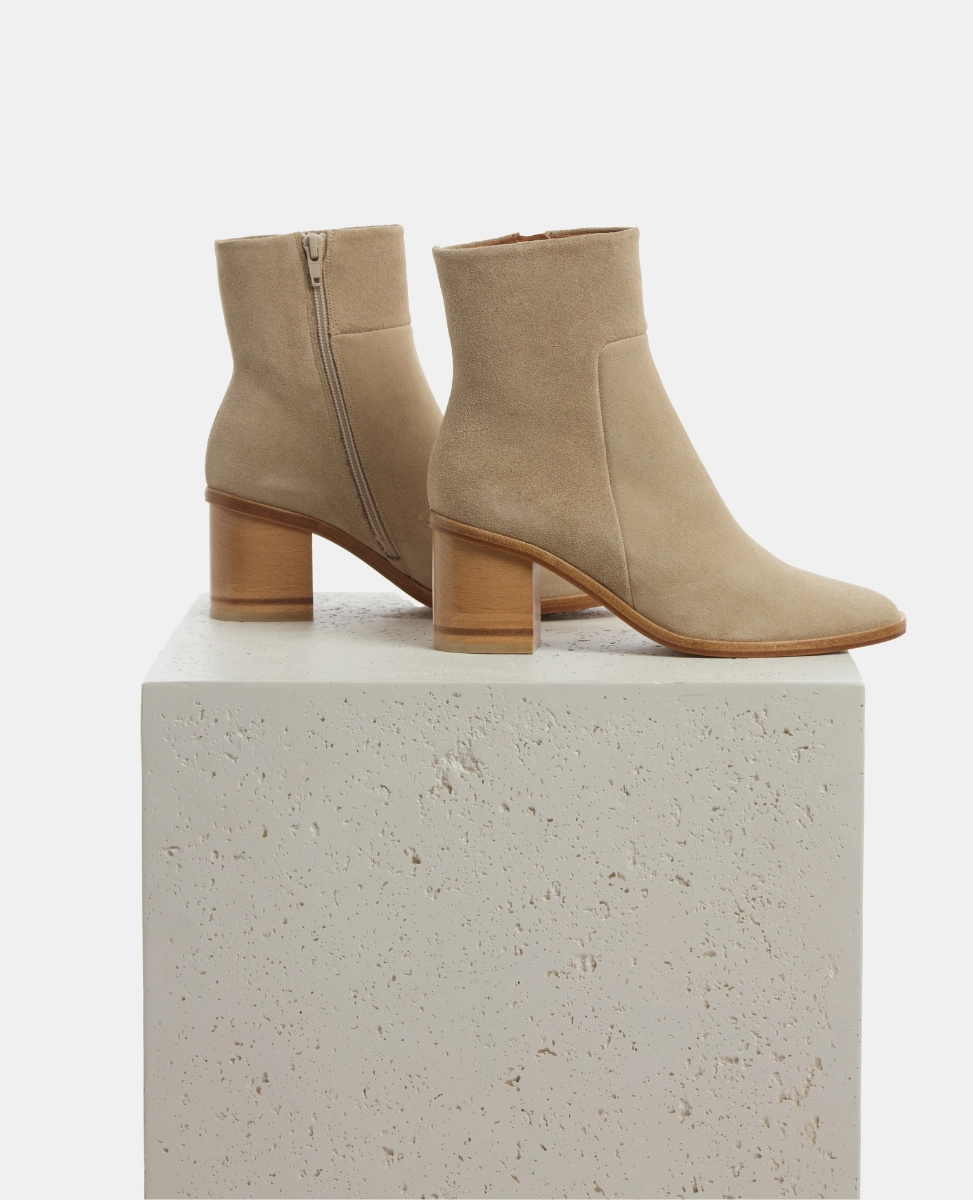 Bebe Boot Padded Interior Weekend Wanderer