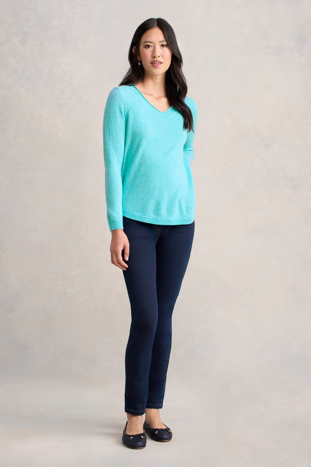 Merino V-Neck Jumper - Turquoise FrictionResistant Sleeves Non Irritating Edging