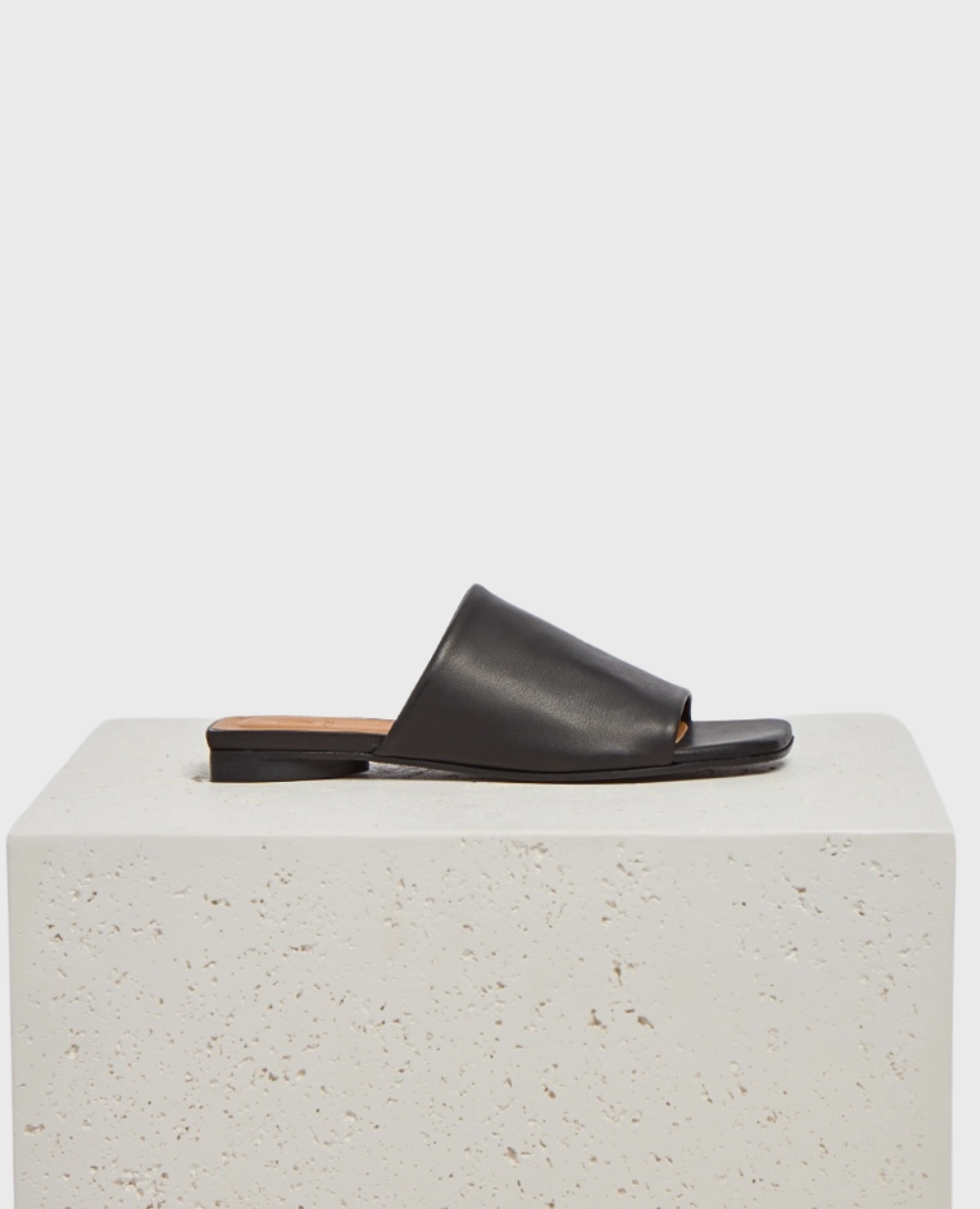 Relaxed Flip-flops Ferhana Sandal