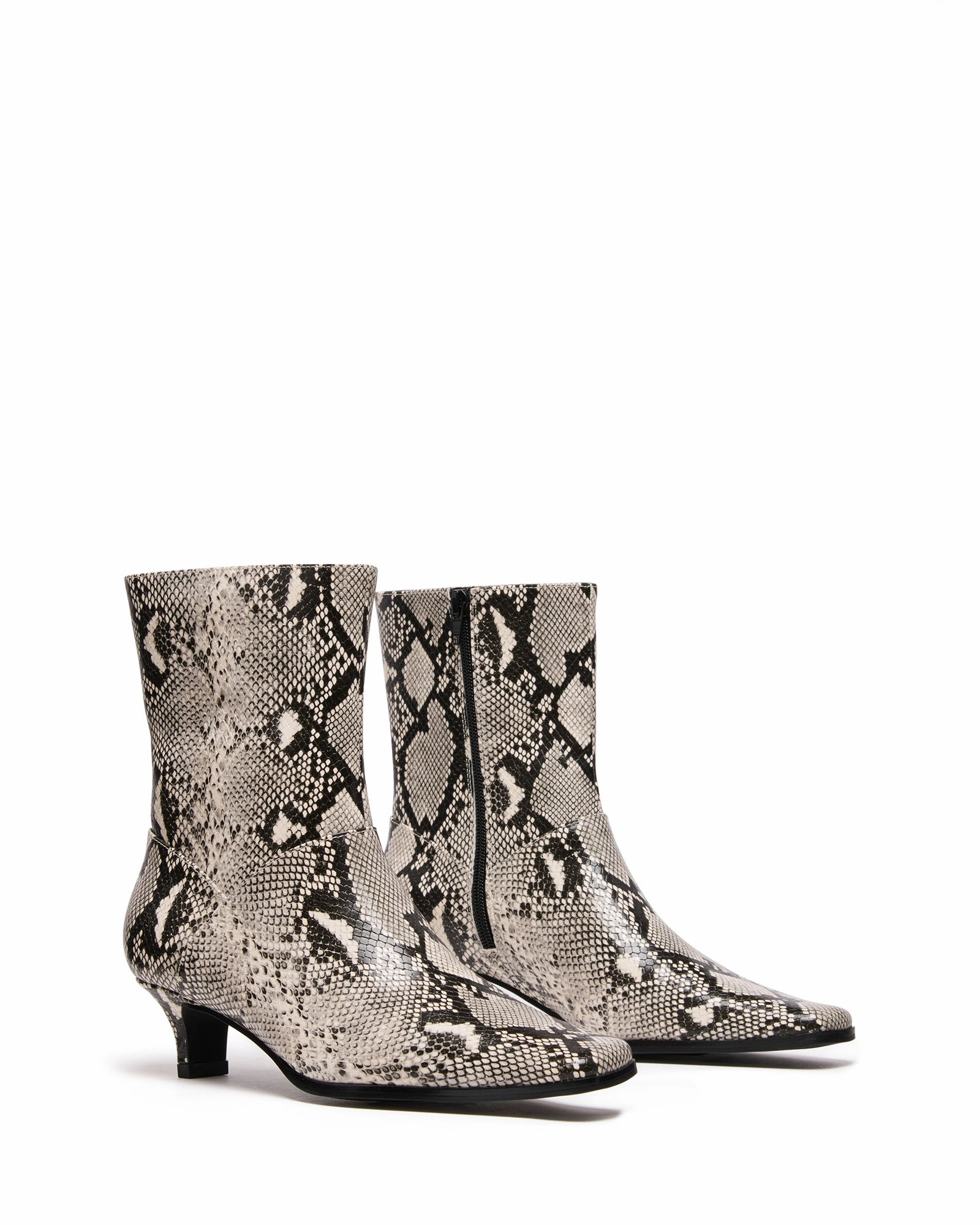 Shade Black/White Snake *FINAL SALE* Anti-Friction