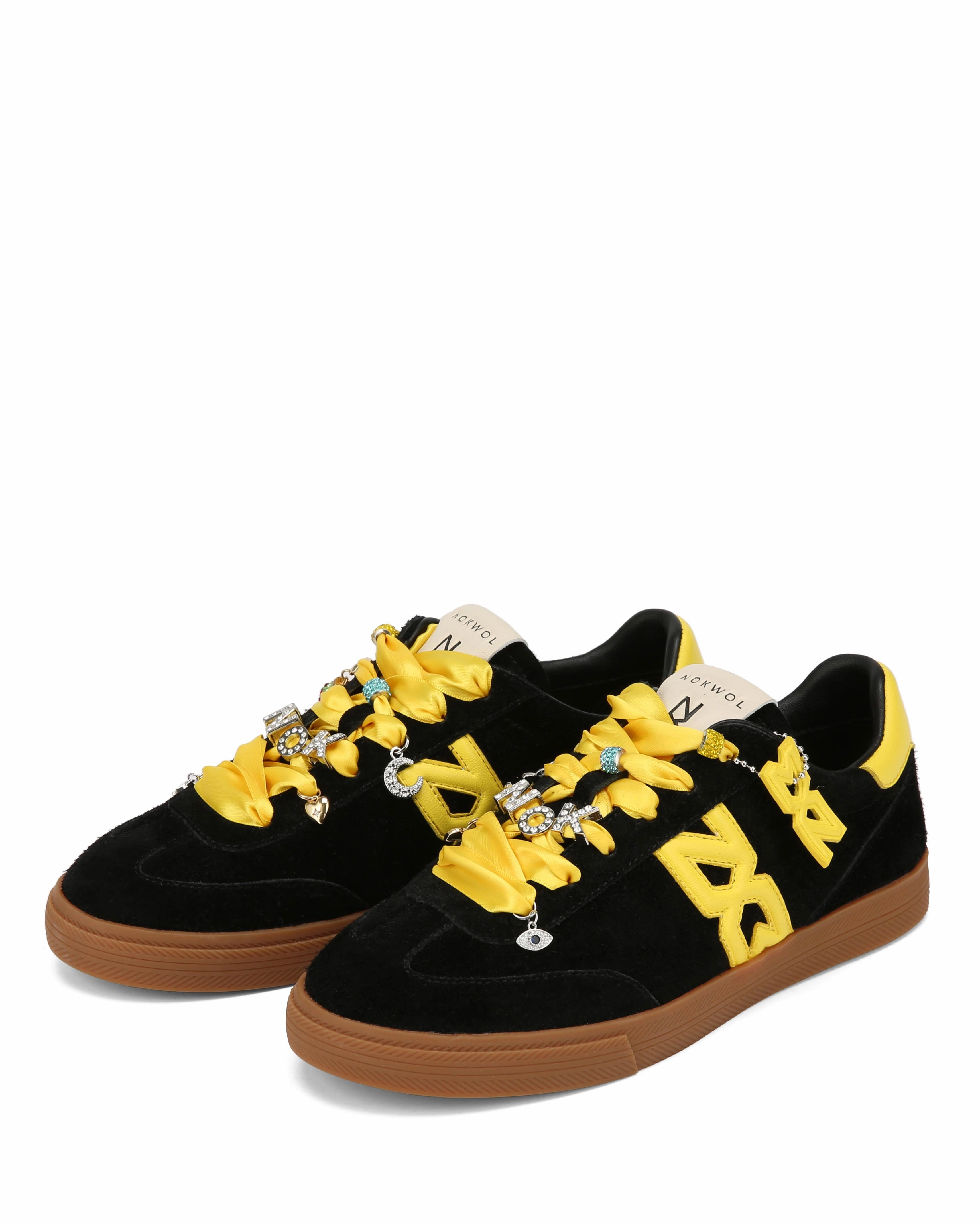 Hyper Elastic Cushion Cosmic Black Suede