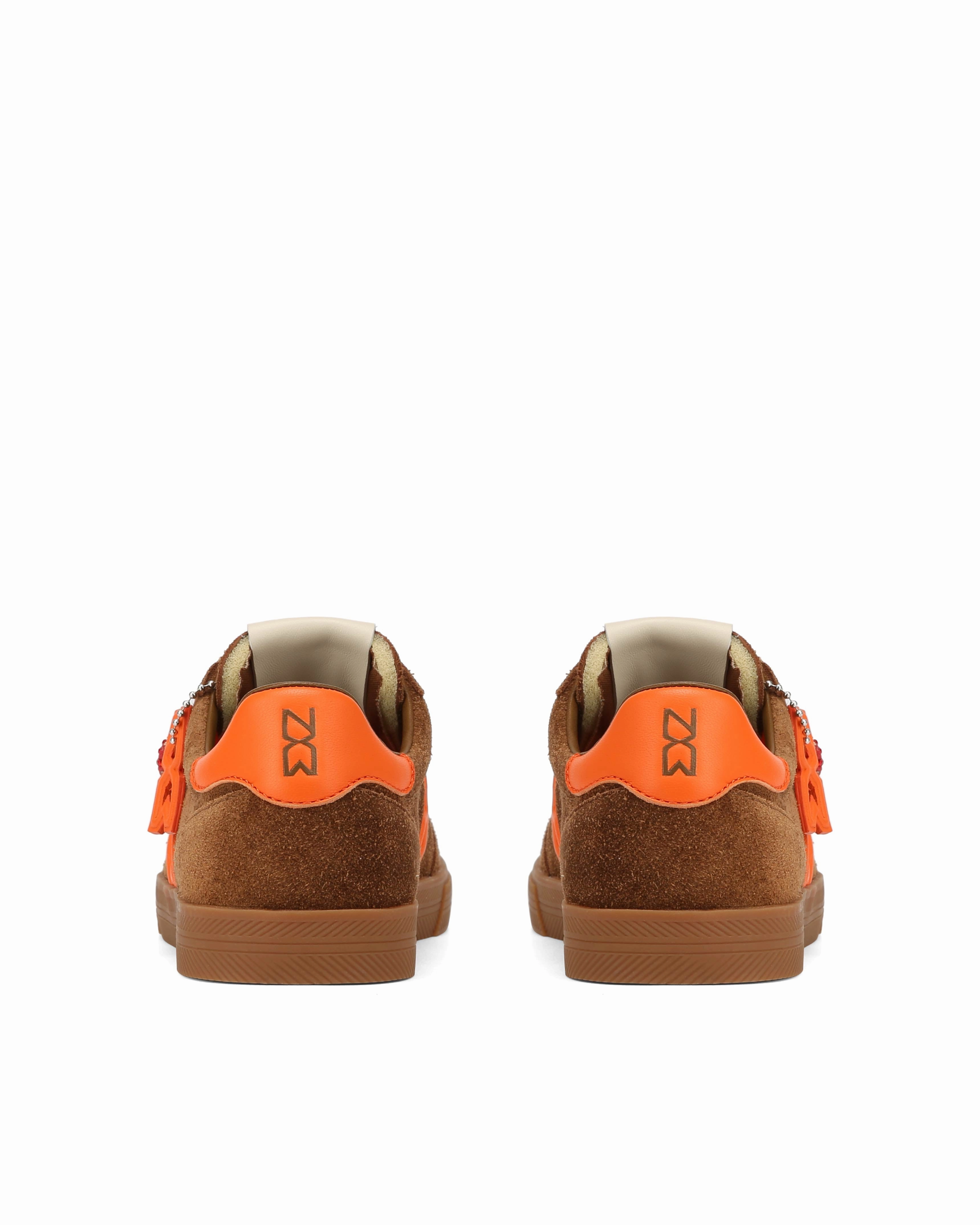 Cosmic Tan Suede Street cushioning