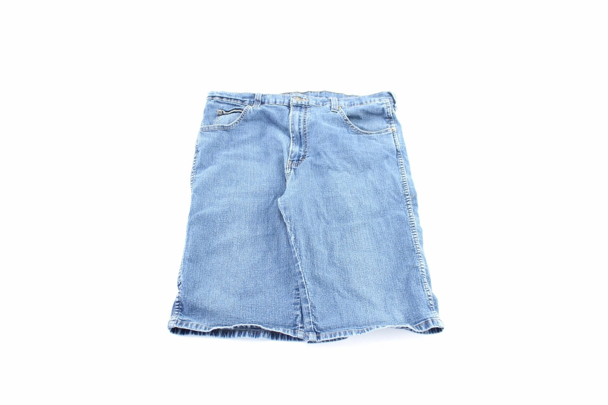 Smart Layering Low Profile Design Dickie's Logo Patch Denim Shorts