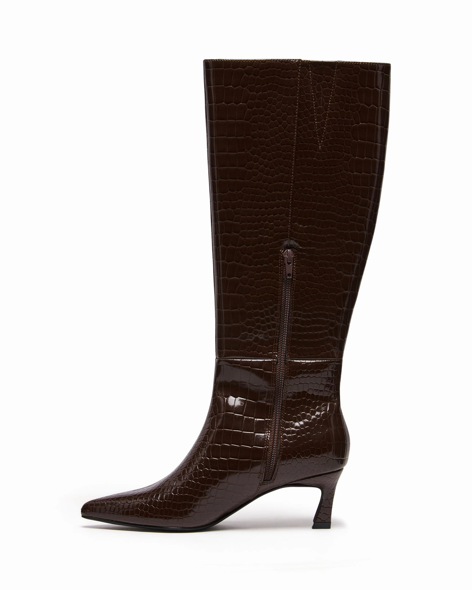 Dove Tall Boot Chocolate Croc midsole