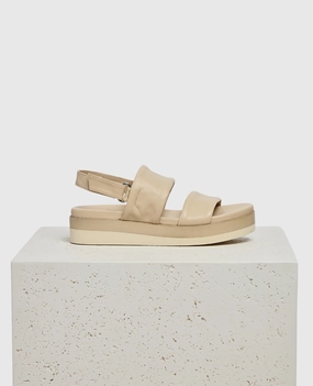 Sustainable materials Comfort Wear Dude Wedge