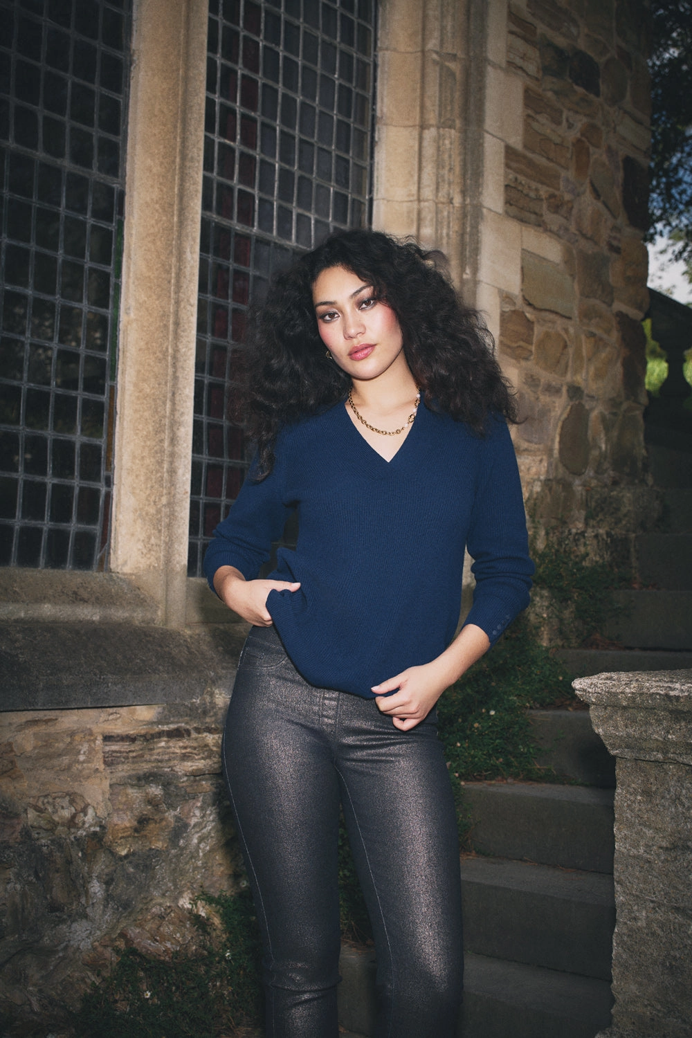 AntiSnag Yarn Technology Mood Wear Ribbed V-Neck Wool Jumper - Midnight Blue