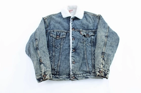 80's Levi's Sherpa Lined Denim Trucker Jacket Soft Shell Material Durable Stitching