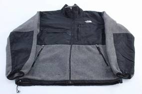 The North Face Embroidered Logo Grey & Black Denali Jacket Cold Weather Fashion Classic Jacket