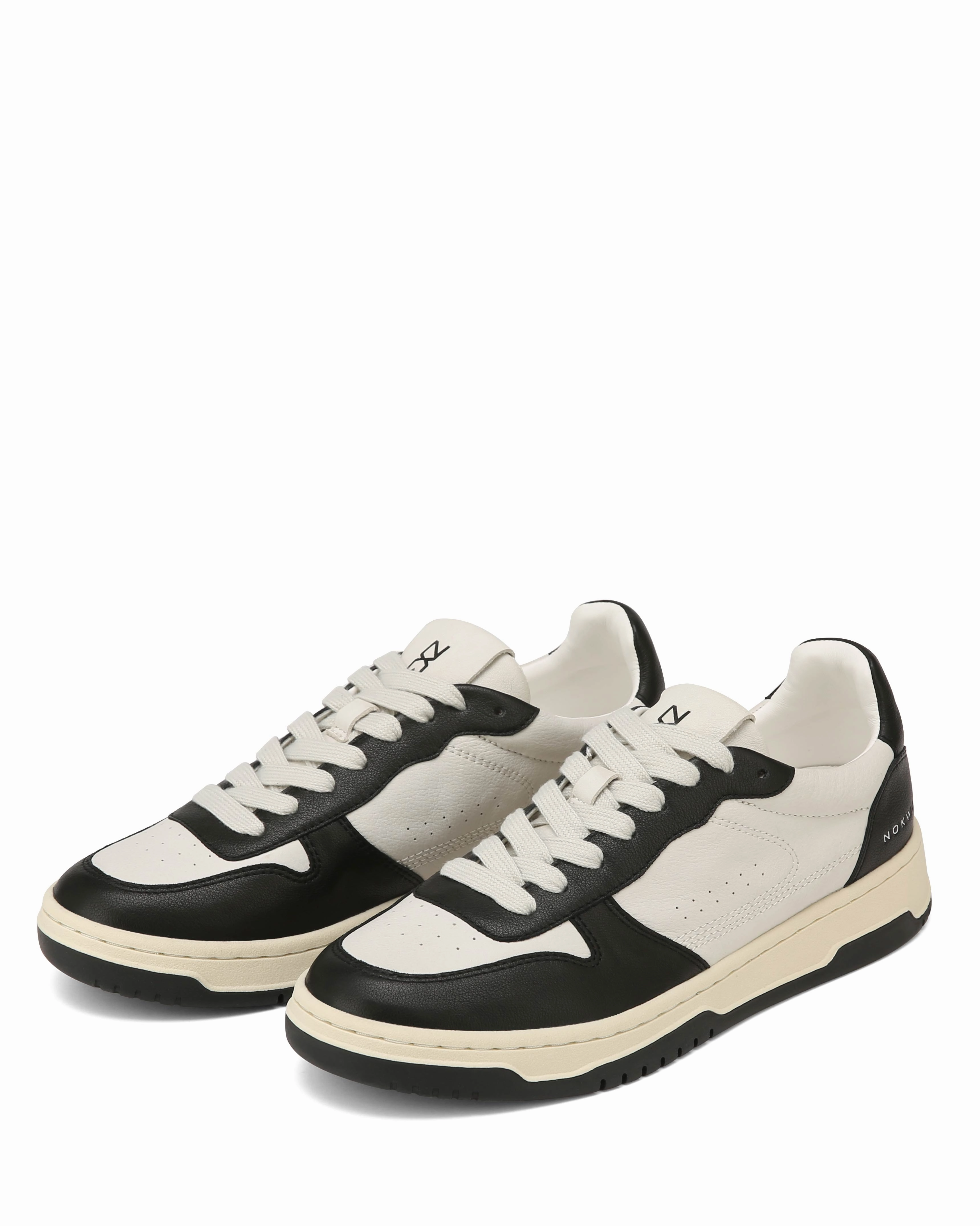 Evie Black/Off White Leather Adaptive Technology