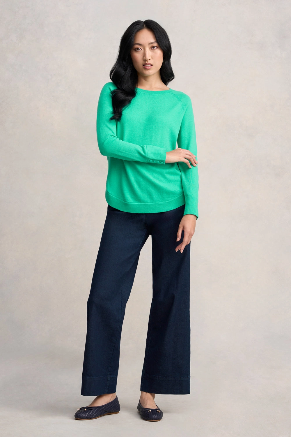 Compact Knit Structure Understated Charm Extra Fine Merino Jumper - Bright Apple