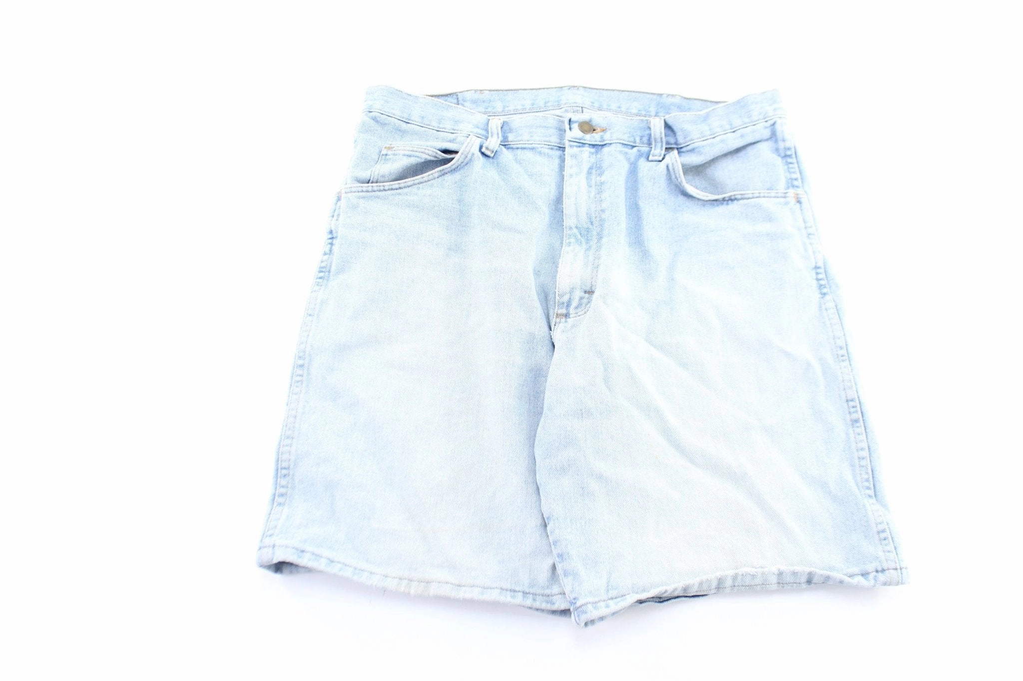 ReinforcedPockets Low Bulk Design Wrangler Light Wash Denim Shorts