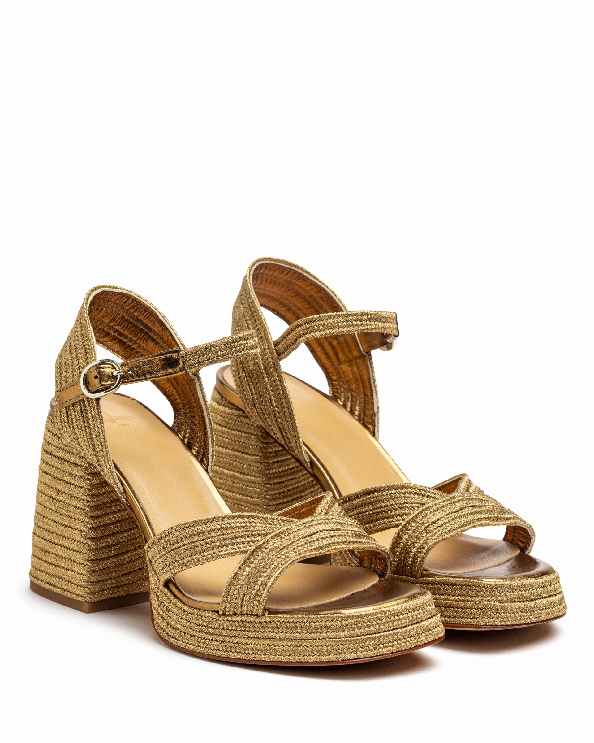 Minimal Design Valle Oro Viejo Platform Sandal