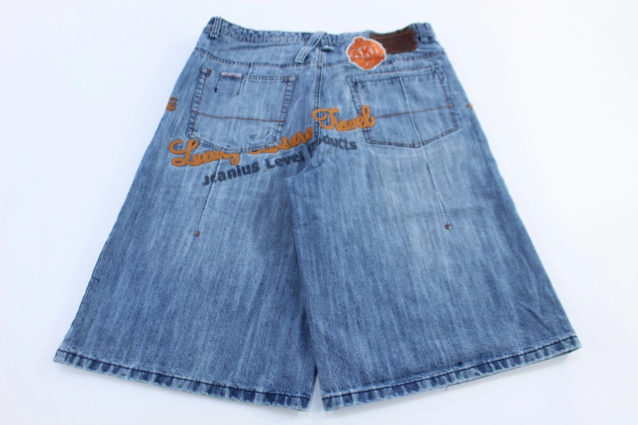 Y2K Akademikz Embroidered Light Wash Denim shorts Luxe Look Body Movement