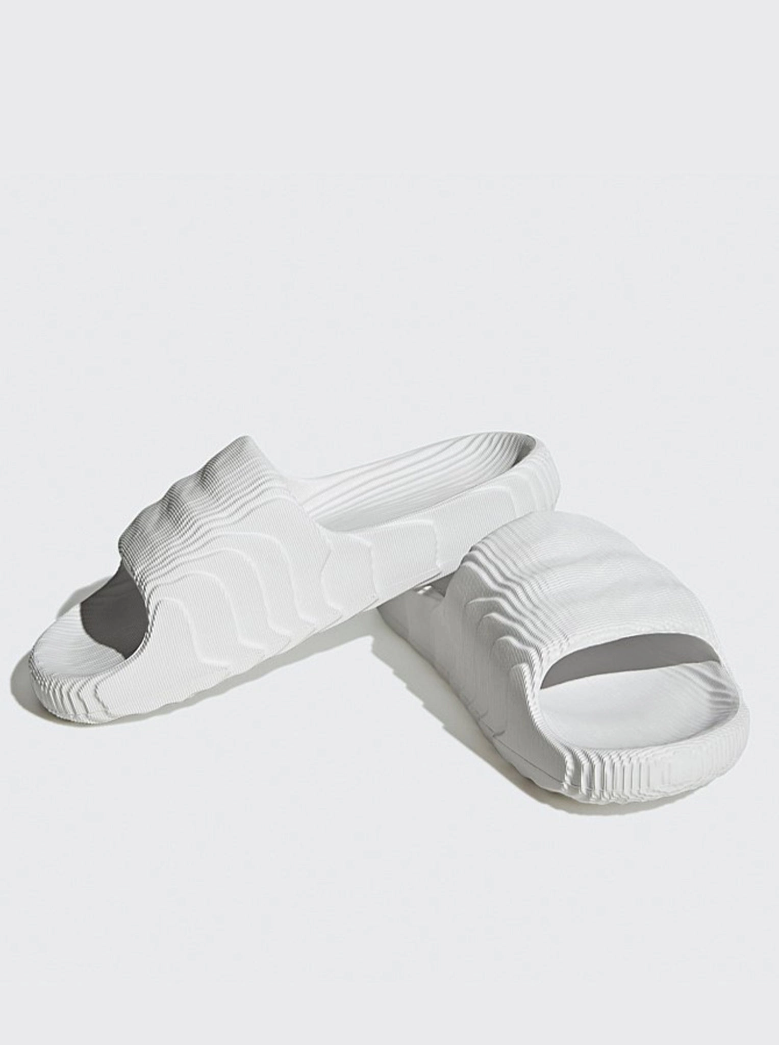 Performance-driven approach Adilette 22 Unisex