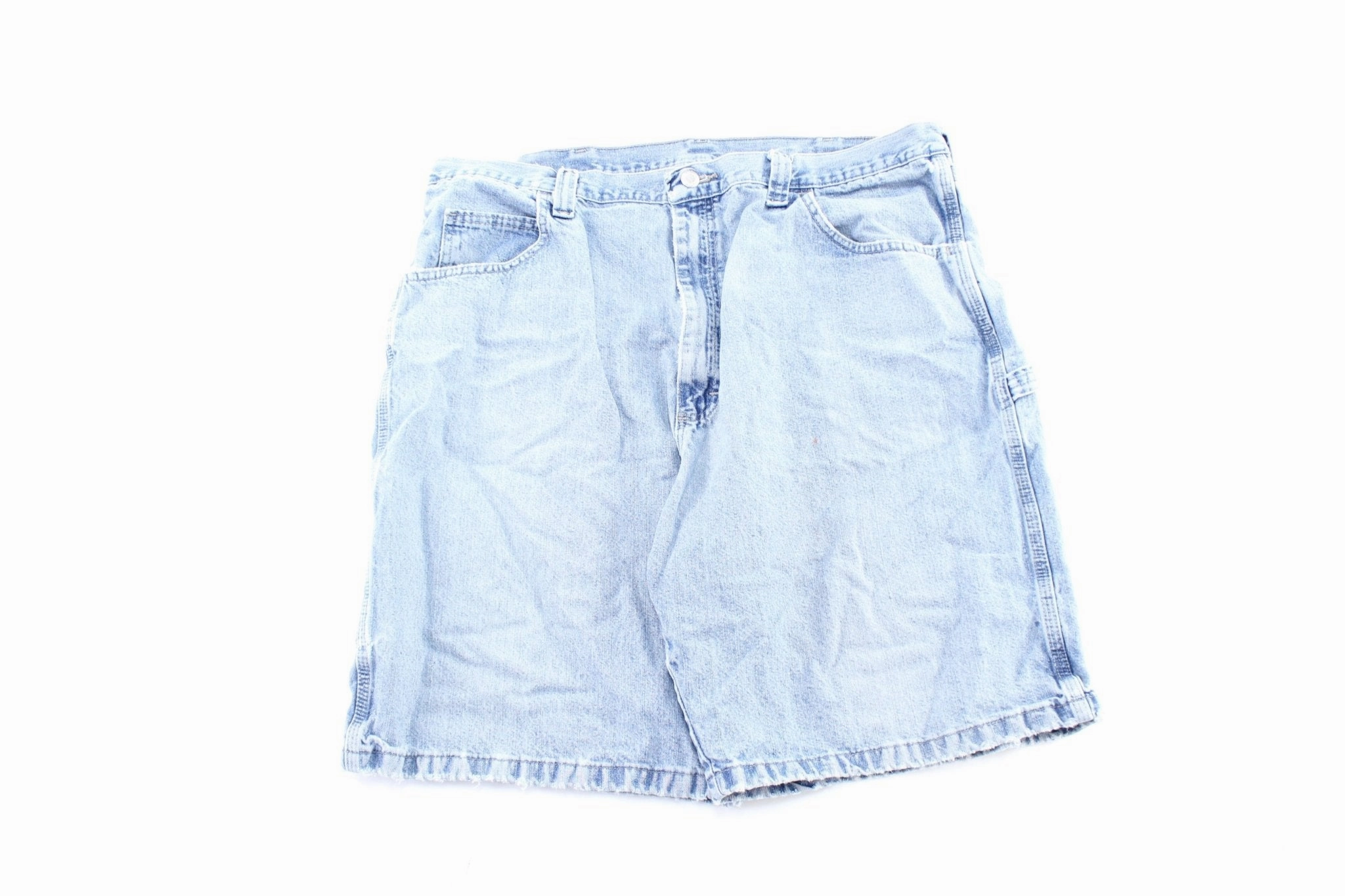 ReflectiveTrim RuggedDurability Wrangler Denim Carpenter Shorts