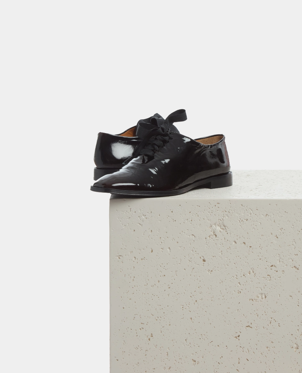 Jacobin Oxford Museum Glow Model Mode