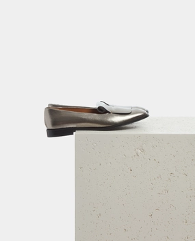 Jane Loafer Embroider Edge Toe Protection