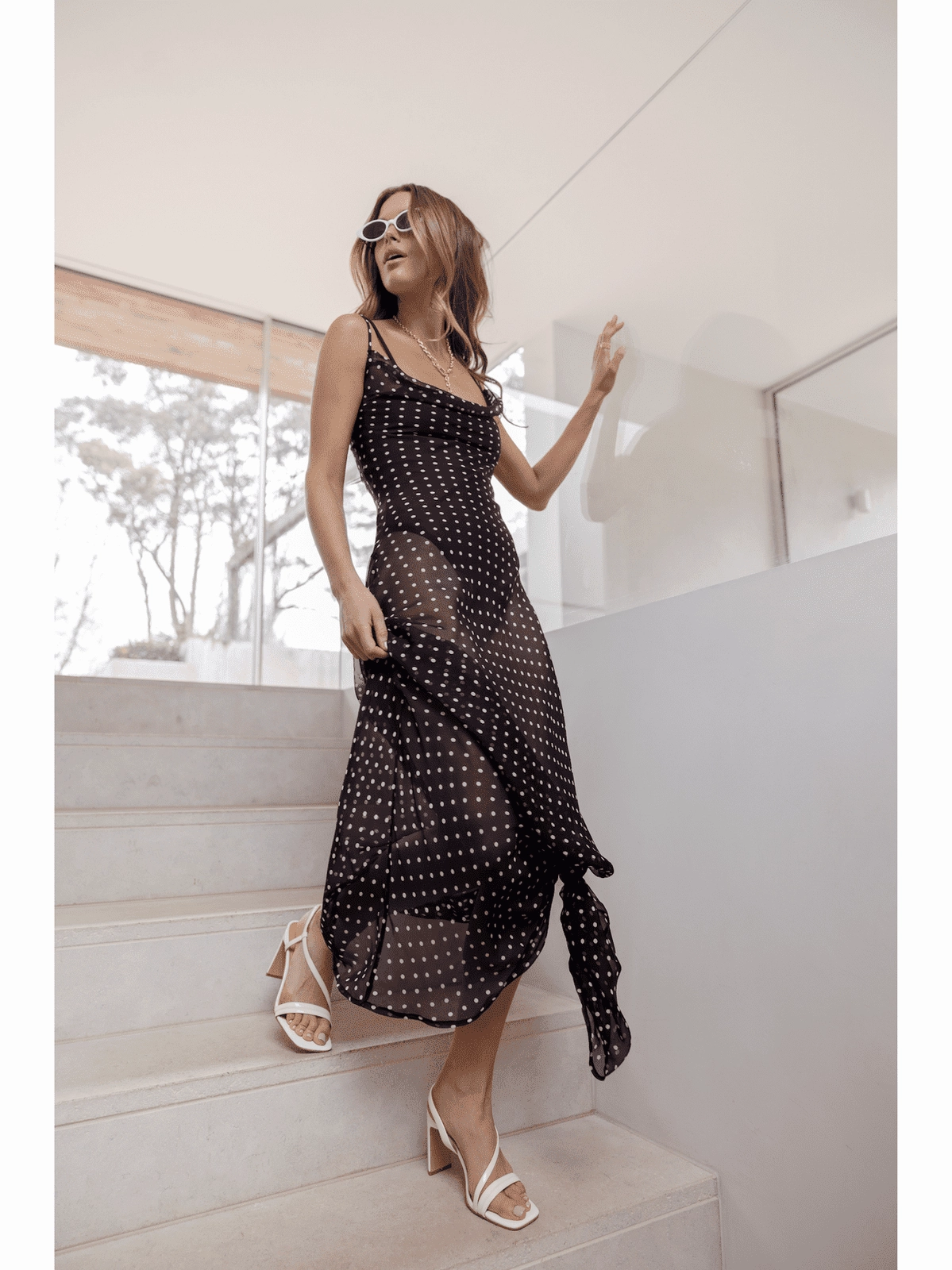 London Edge Morning Walk Kamino Heeled Sandals - Chalk Patent Leather