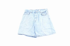 Secure Closures High Rise Levi's 550 Denim Shorts