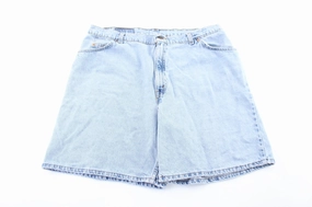 Urban Ready Levi's Light Wash Denim Shorts