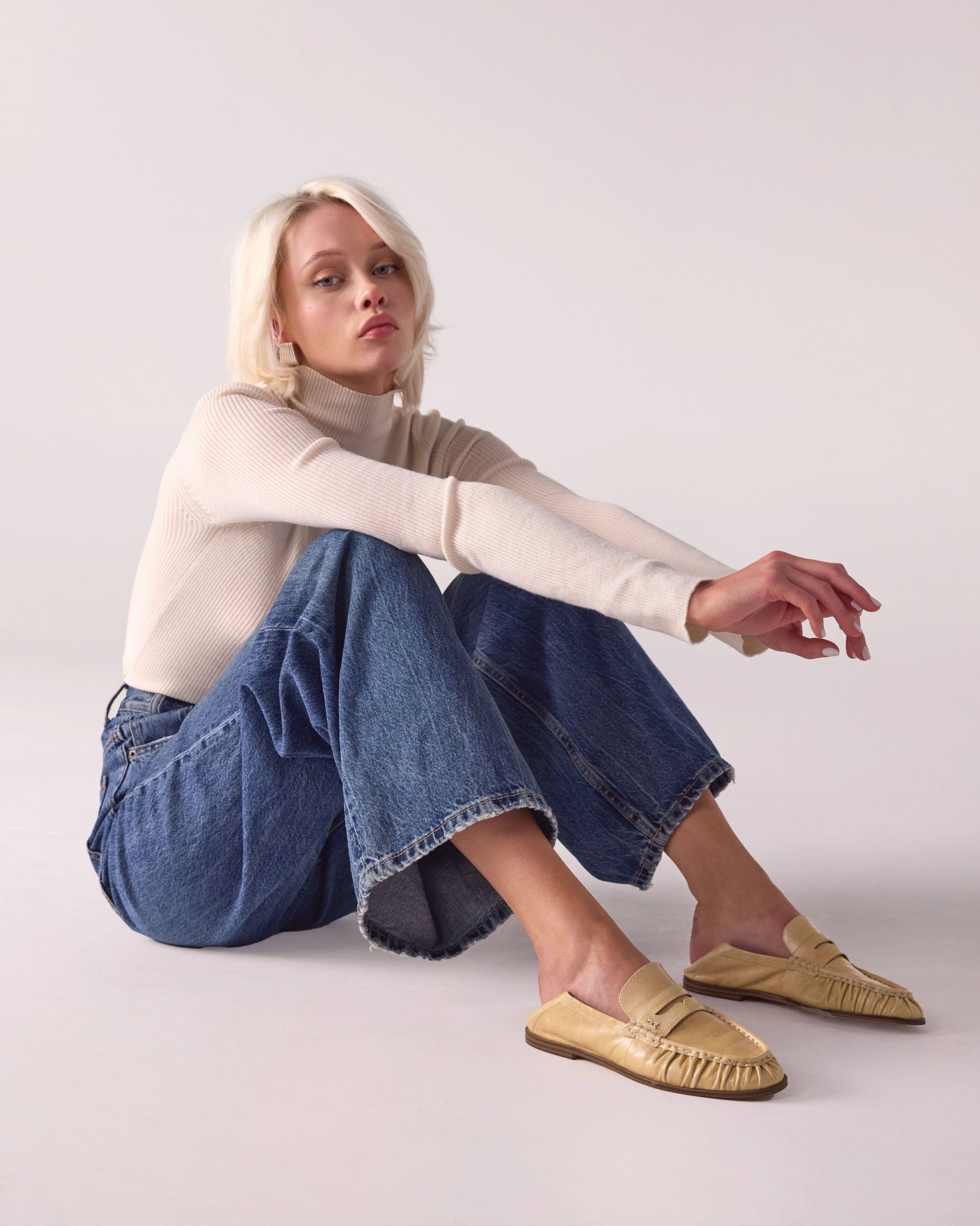 Mica Butter Eel Relaxed All-day Wear Flexible Padding