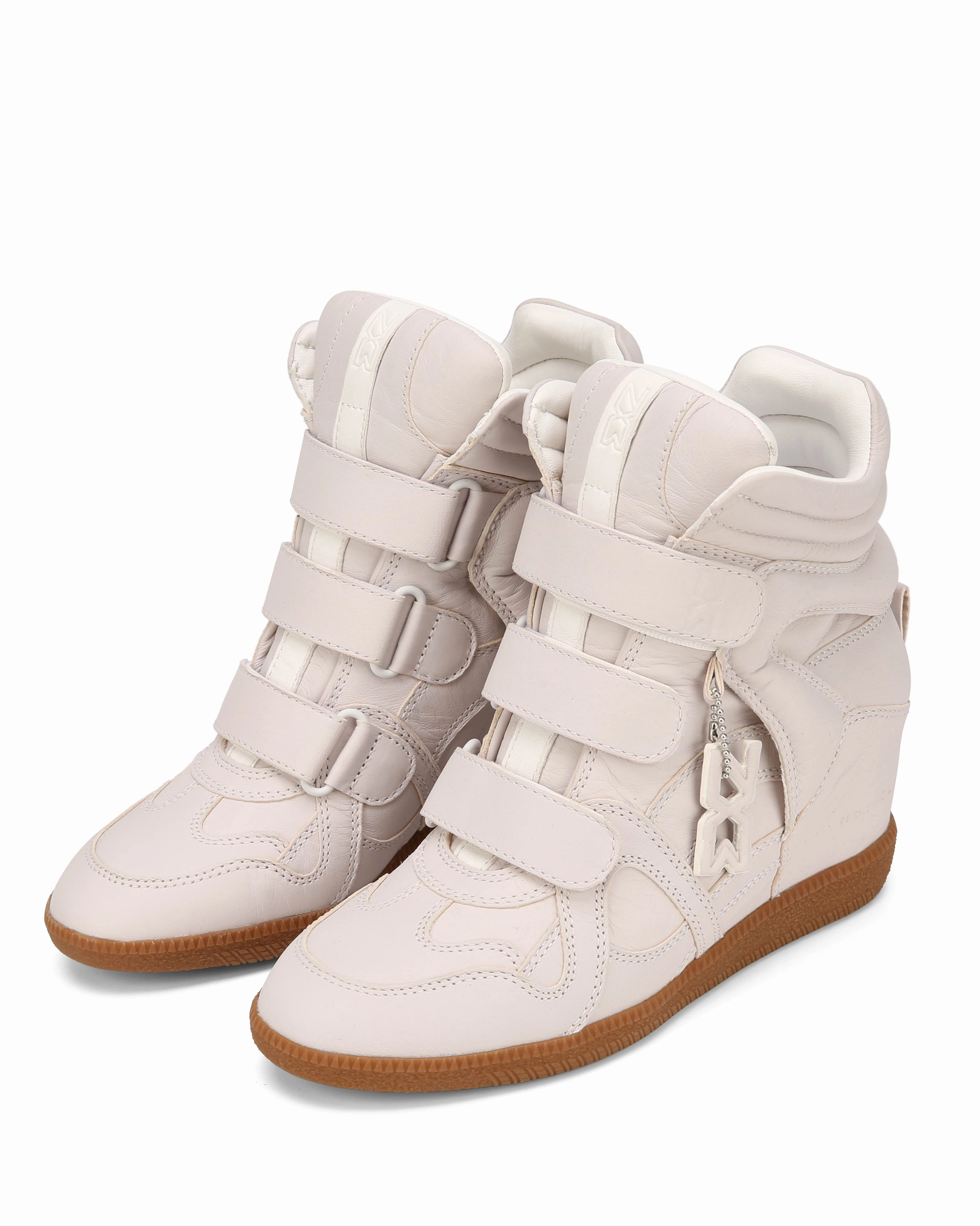 Torsional Rigidity System Casual Footwear Demmi White Leather
