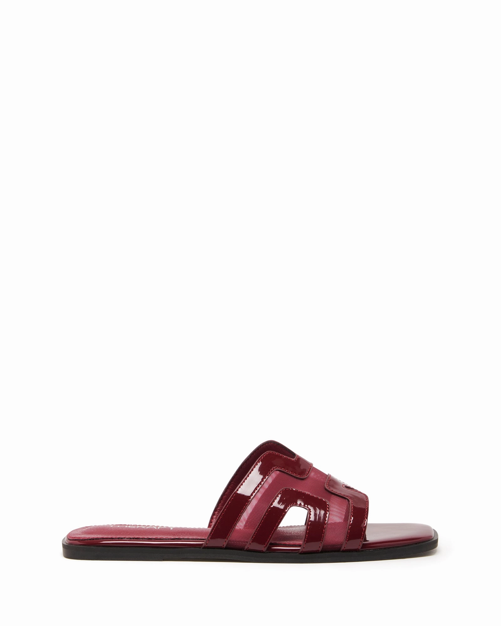 Microfiber Lining System Gaze Flat Sandal Cherry Mesh