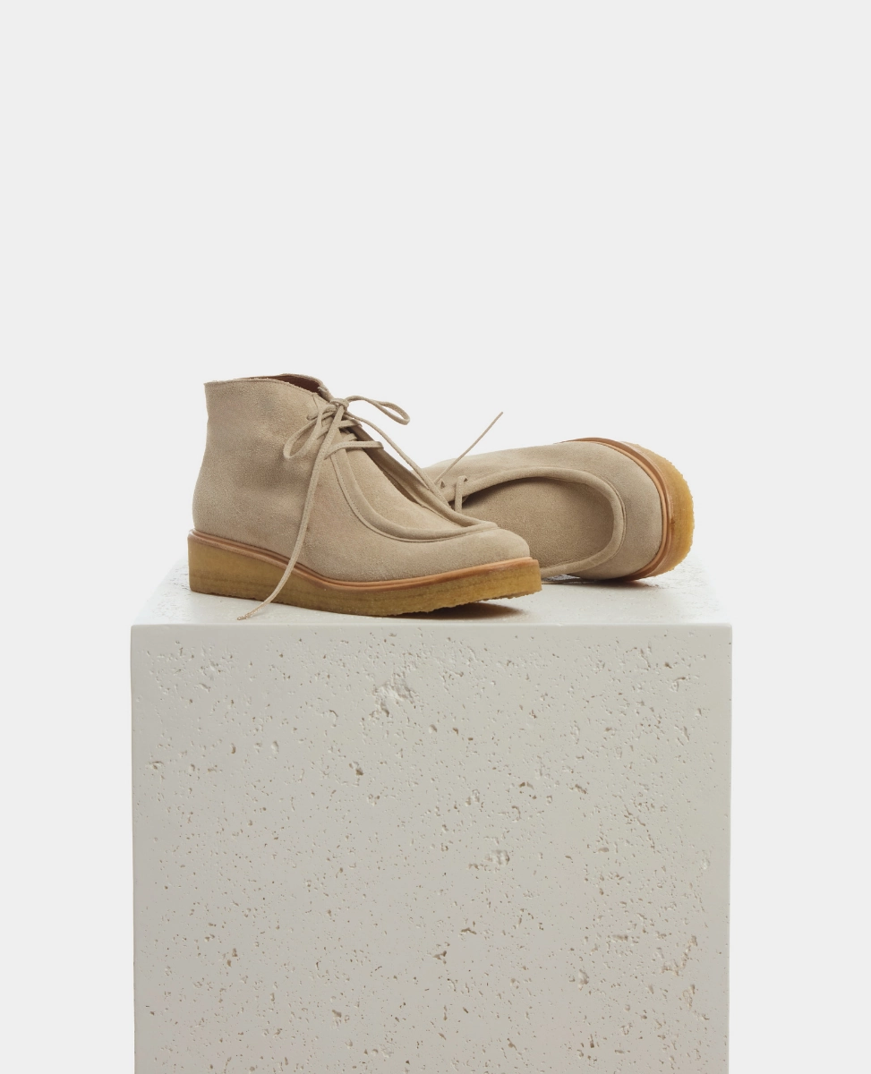 Hester Boot lightweight materials