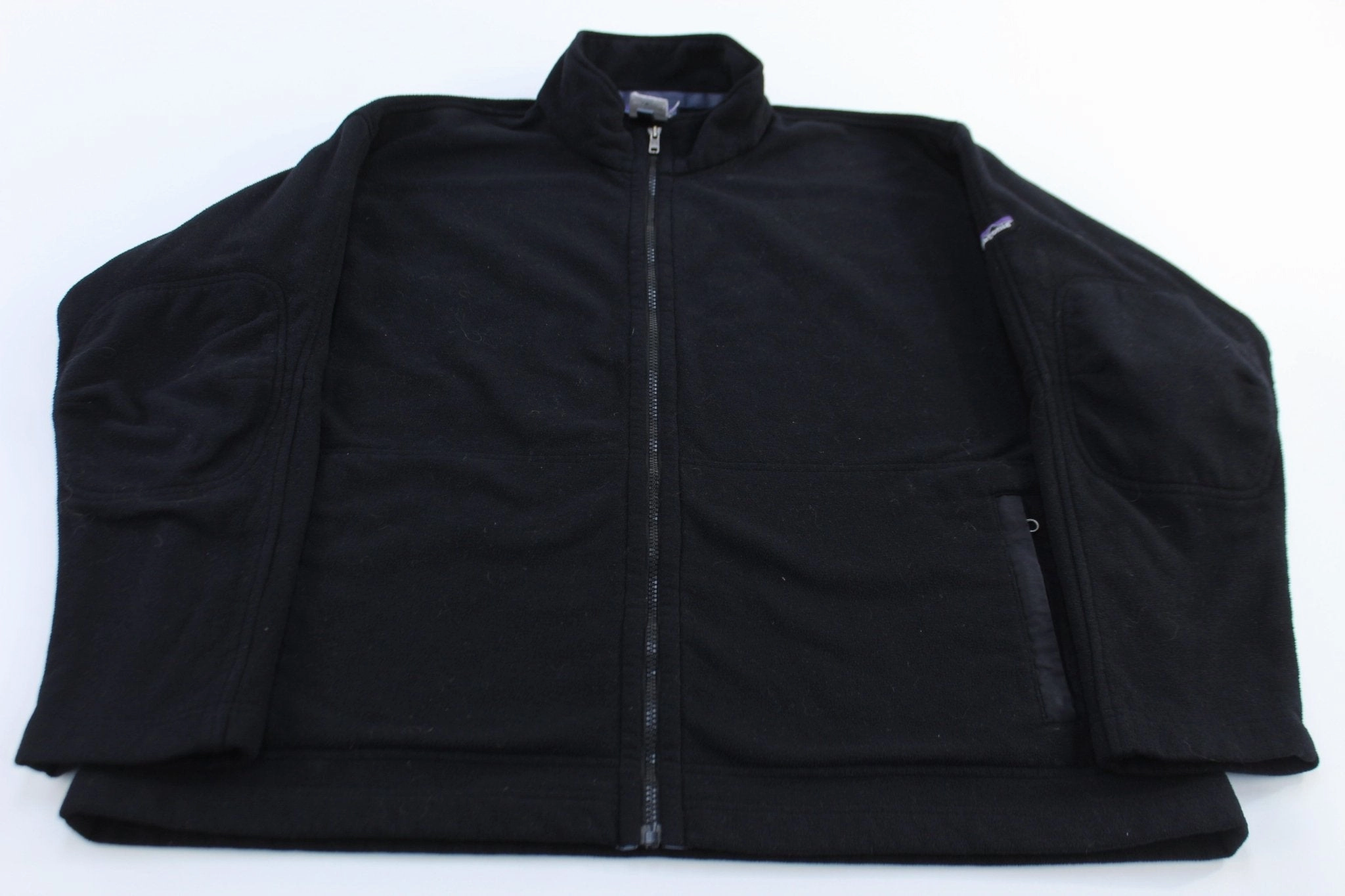 Fall Friendly Patagonia Synchilla Logo Patch Micro Black Fleece Jacket