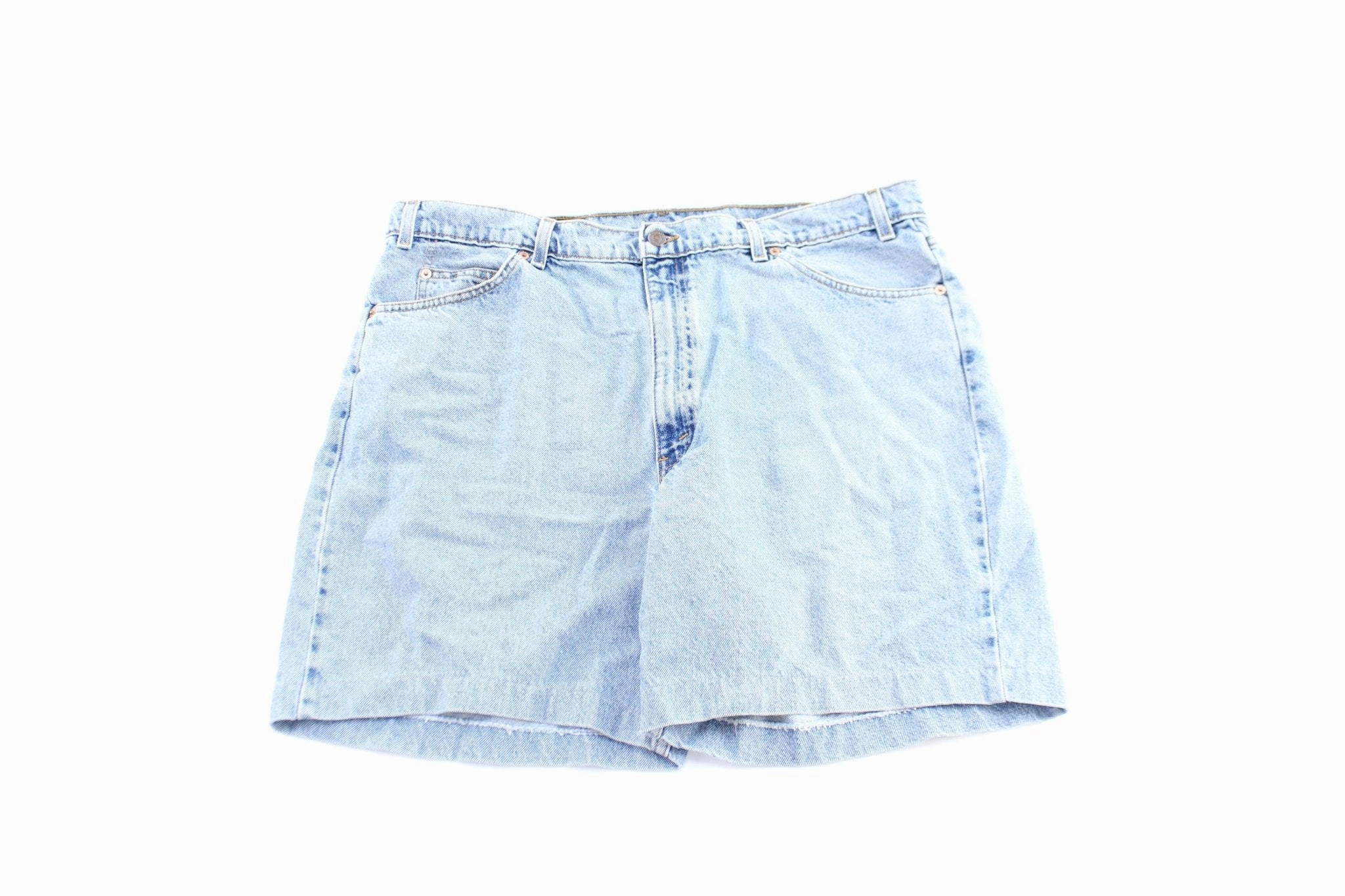 HighDensityWeave Levi's 550 Light Wash Denim Shorts
