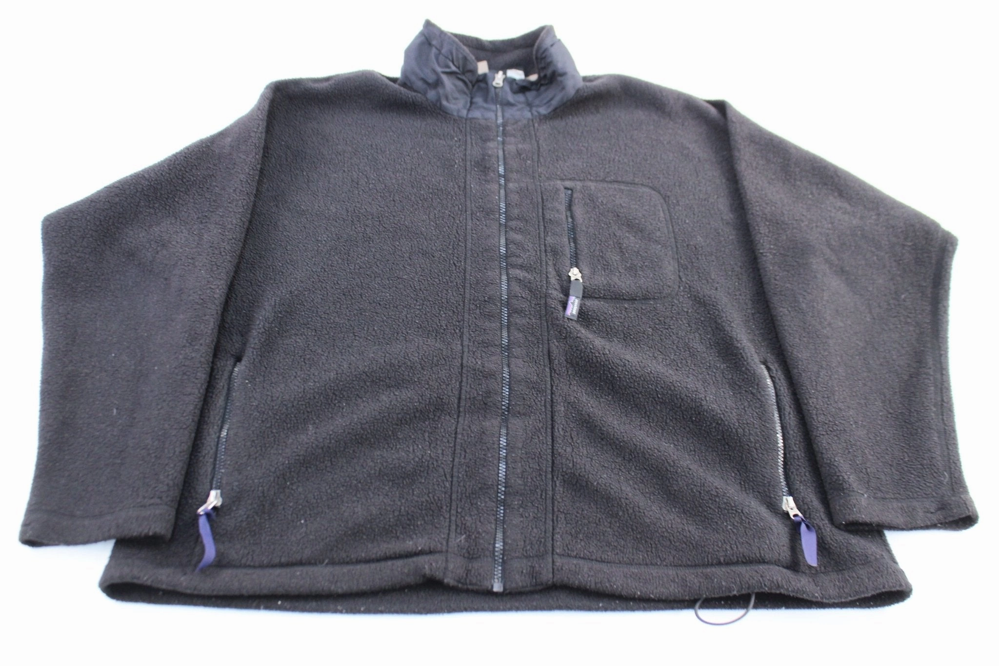 90's Patagonia Synchilla Black Fleece Zip Up Jacket Compression Friendly Fit Eco Friendly Insulation