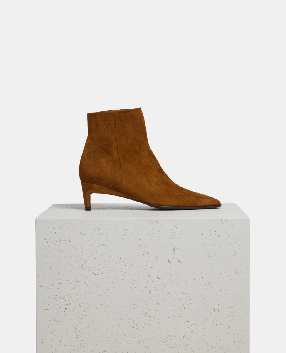 Vintage Style High-traction Seta Boot