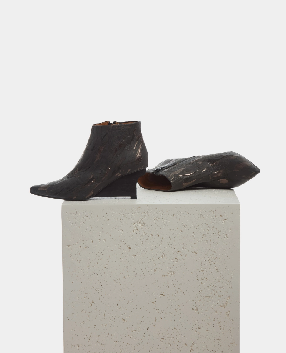 Impact Resistance Buckle Detail Rarebit Boot