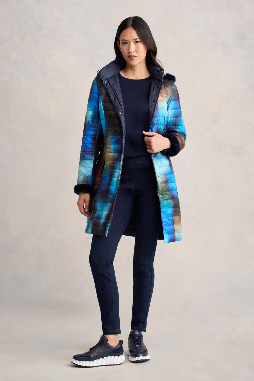 Sleek Utility Easy Wear Reversible Longline Puffer - Ombre Print