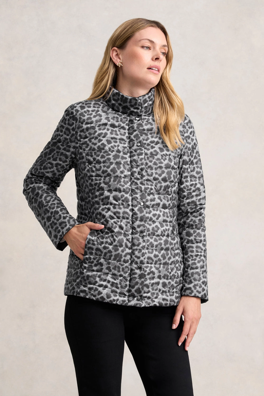 Hooded Versatile Design Reversible Puffer Jacket - Black Leopard