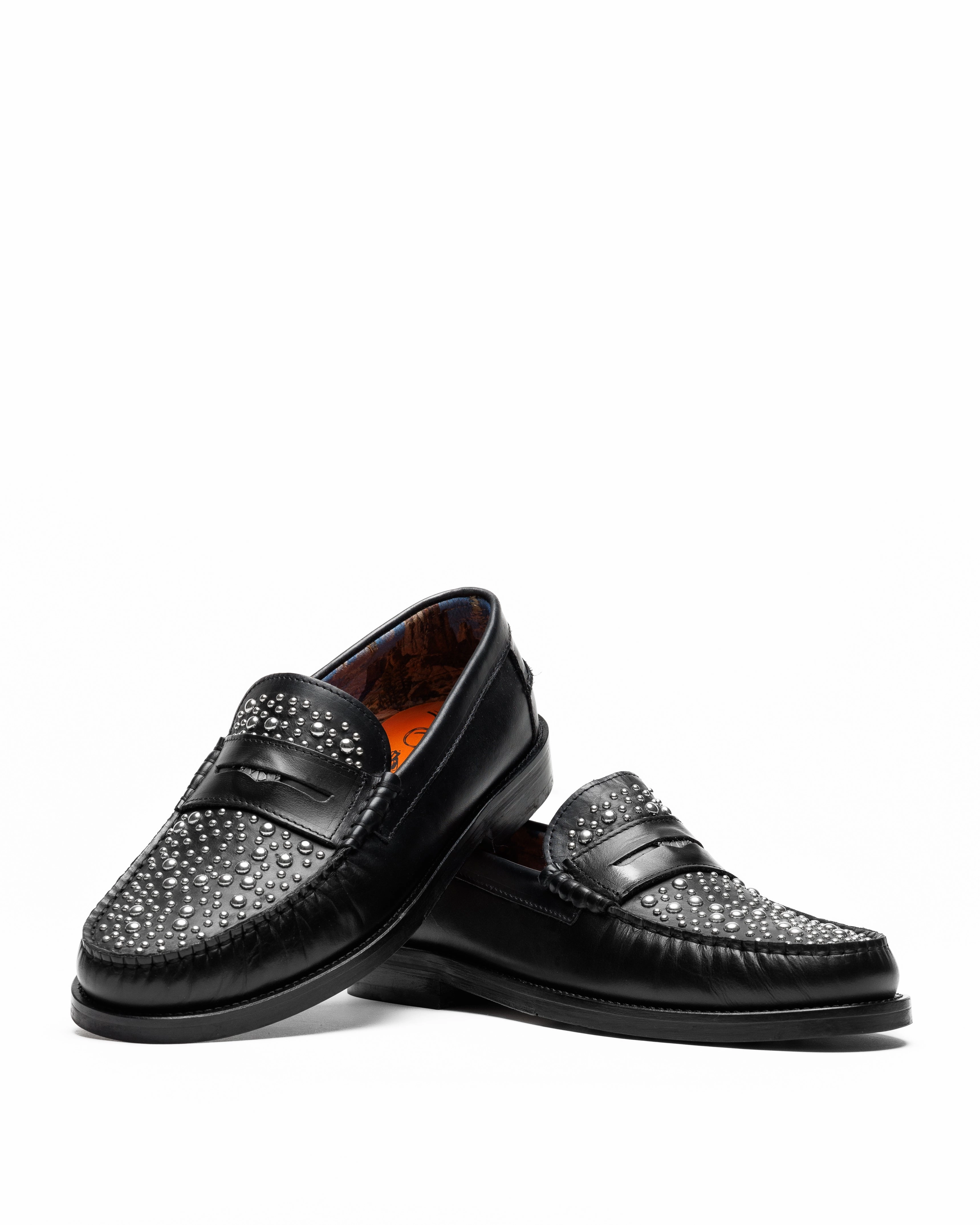 Riviera Black Studs Easy Pace