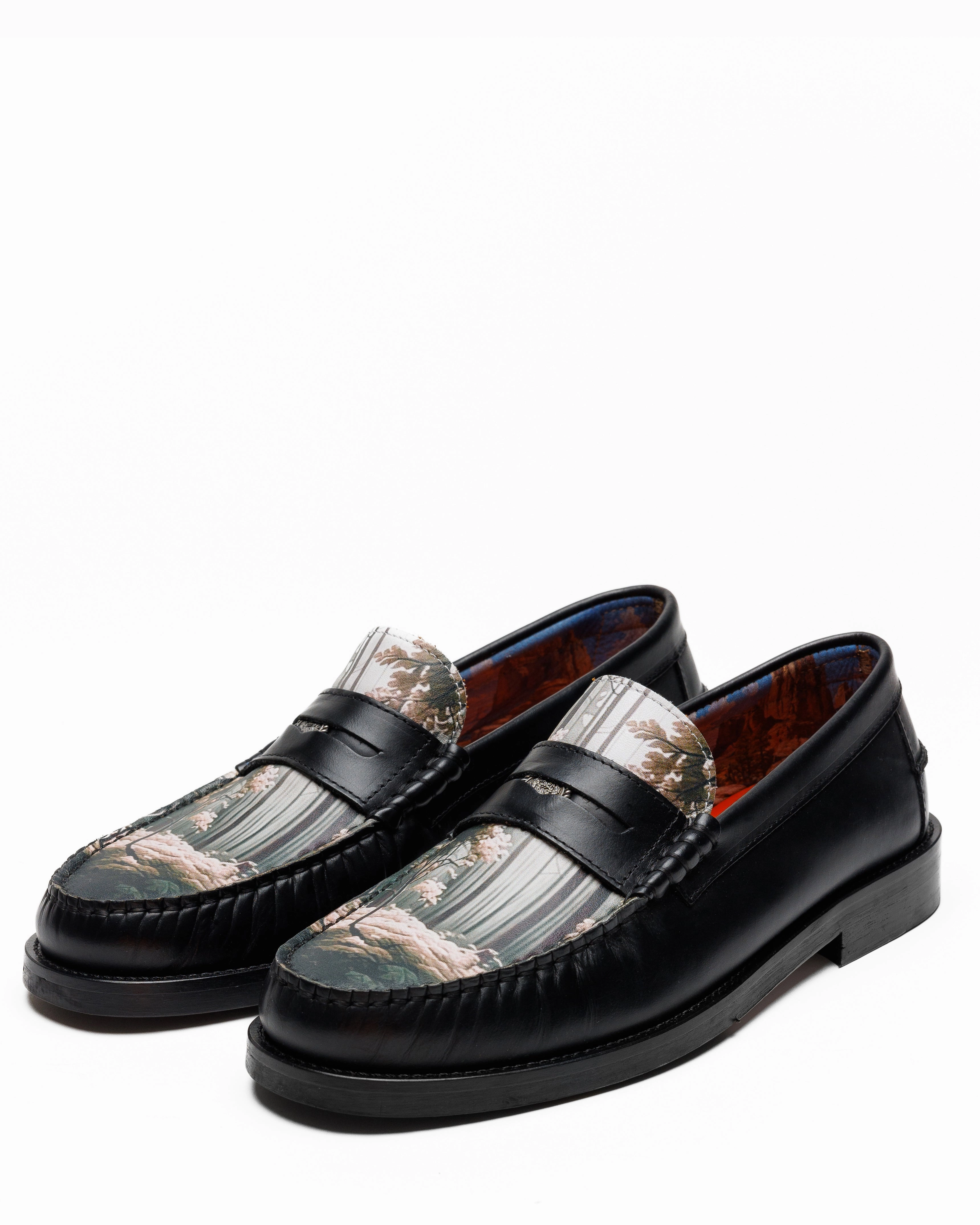 Neutral Vibe Riviera Forest