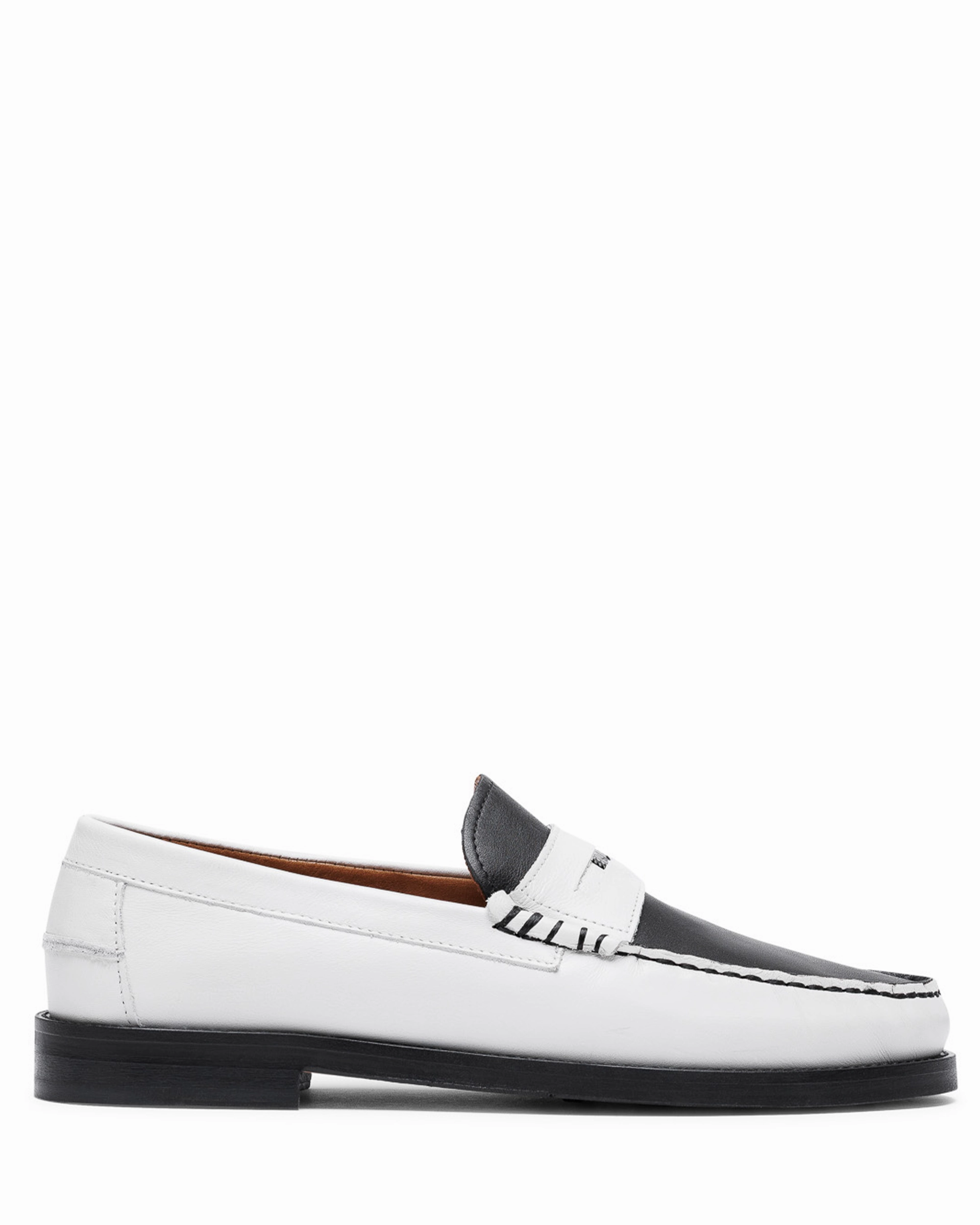 Riviera White/Black Leather Core Function Quiet Motion