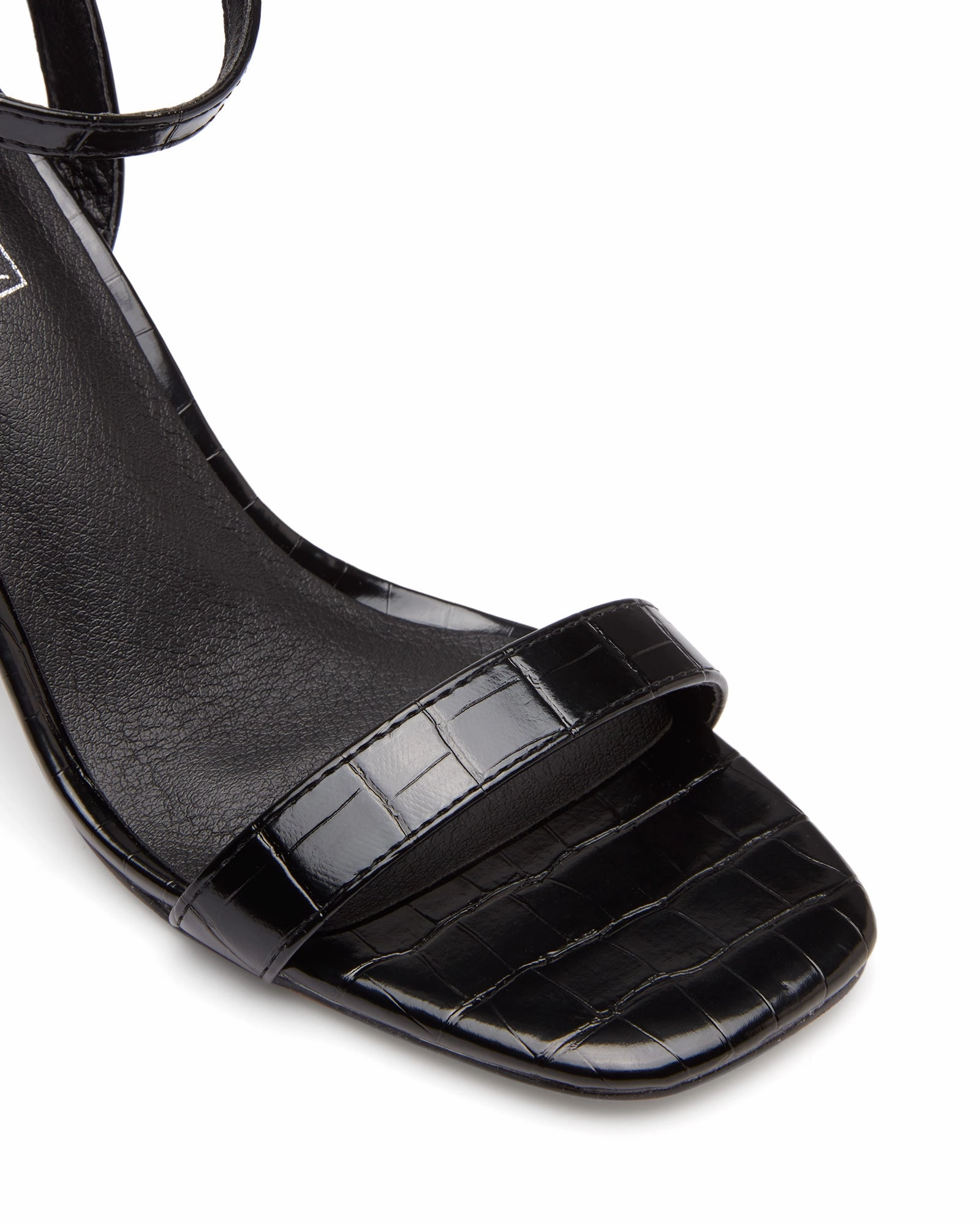 Ventilated Design Dressy Footwear Lantana Black *FINAL SALE*