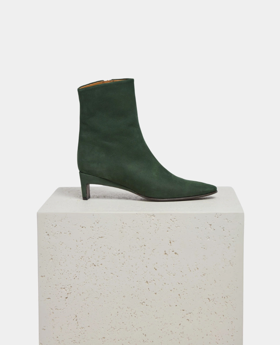 Crisp Finish Sam Boot