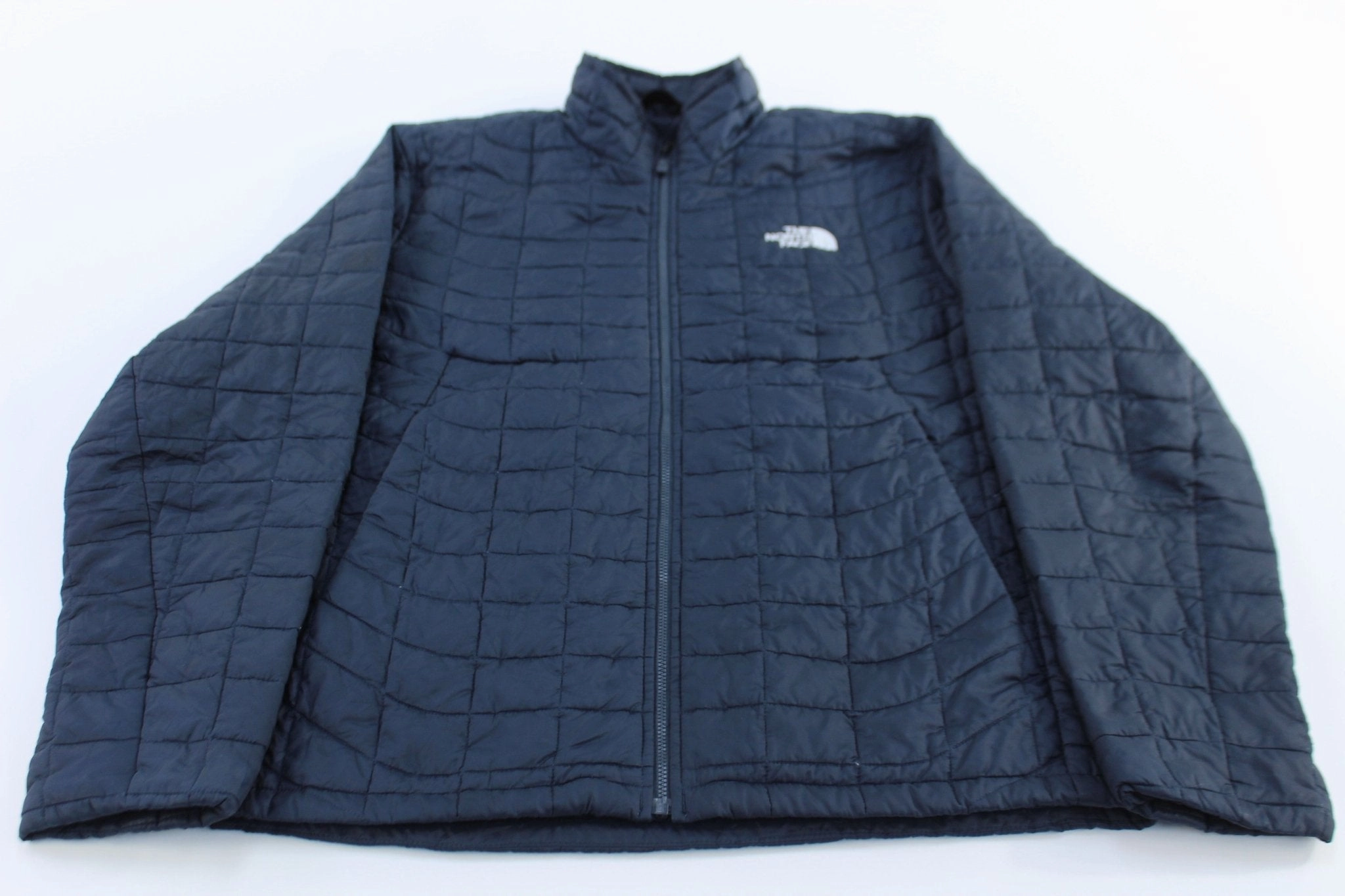 The North Face Embroidered Logo Navy Blue Puffer Jacket waiters