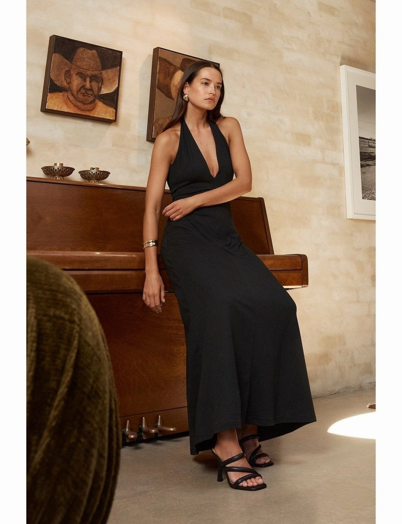 Spence Heeled Sandals - Black Leather Stylish Look Chill Style