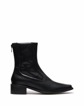 Barn Ankle Boot Black Cozy Chic